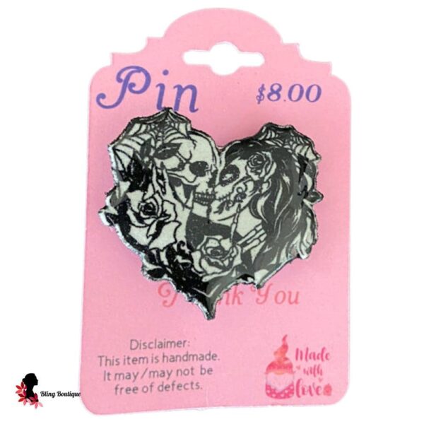 Skull Lovers Pin