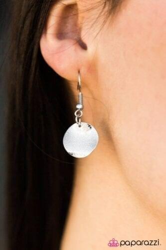 Rain Supreme Orange Necklace - Image 2