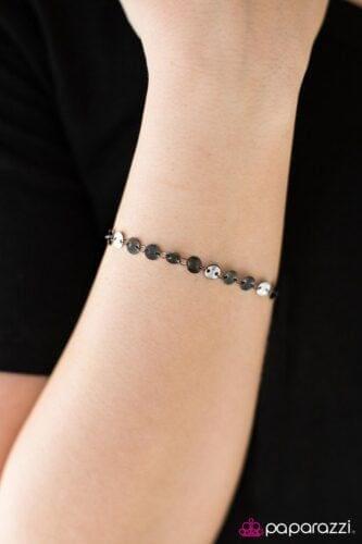 Spotlight Social Black